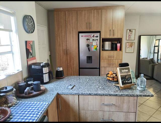 3 BEDROOM PROPERTY TO RENT IN TYGER VALLEY
